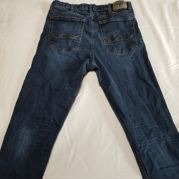 Wrangler Slim-Straight Blue Jeans - Picture 2 of 5